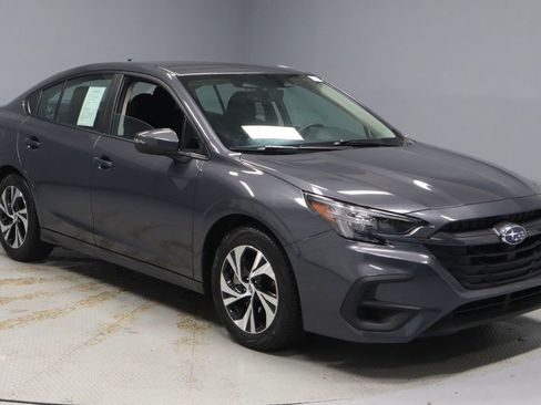 Used 2025 Subaru Legacy Premium AWD/4WD image 1