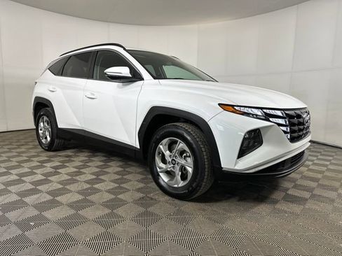 Used 2022 Hyundai Tucson SEL image 2