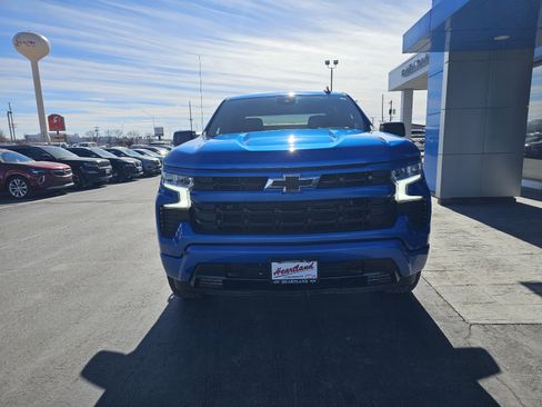 Used 2024 Chevrolet Silverado 1500 RST w/ Z71 Off-Road Package image 8