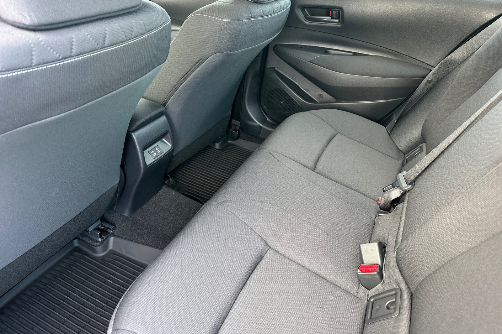 New 2027 Toyota Corolla LE FWD image 10