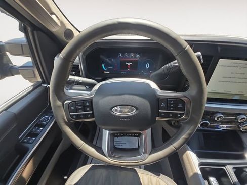 Certified 2025 Ford F350 Platinum w/ Platinum Plus Package AWD/4WD image 12