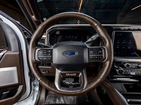 Used 2024 Ford F250 King Ranch w/ Chrome Package image 18