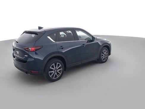 Used 2018 MAZDA CX-5 Touring w/ Preferred Equipment Package AWD/4WD image 5