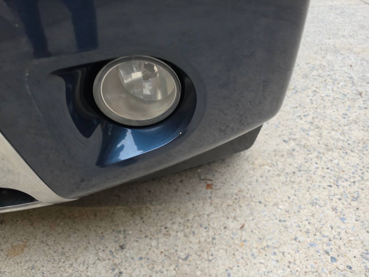 Used 2015 Nissan Titan SV RWD image 41