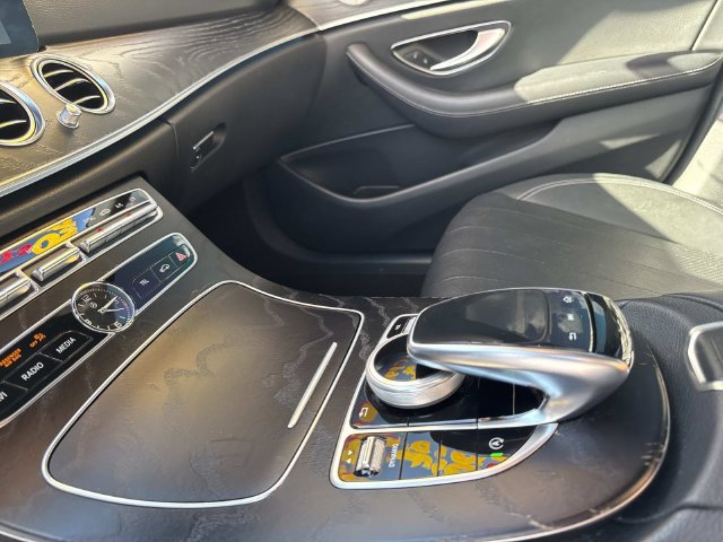 Used 2020 Mercedes-Benz E 350 4MATIC Sedan image 23