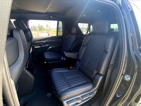 New 2026 Cadillac Escalade IQL Luxury image 29