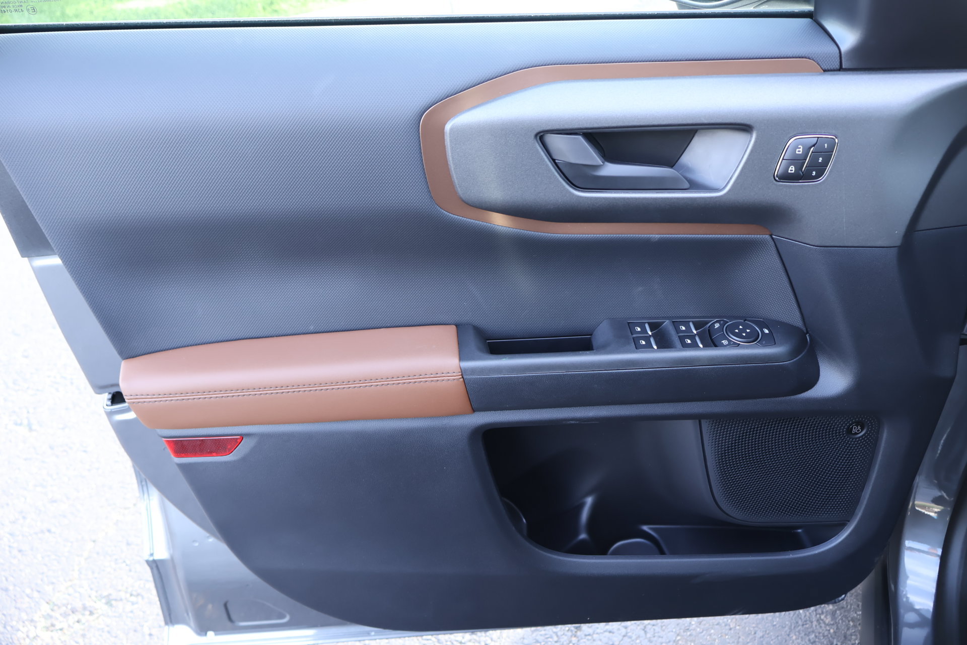 New 2026 Ford Bronco Sport Outer Banks w/ Outer Banks Tech Package+ AWD/4WD image 16