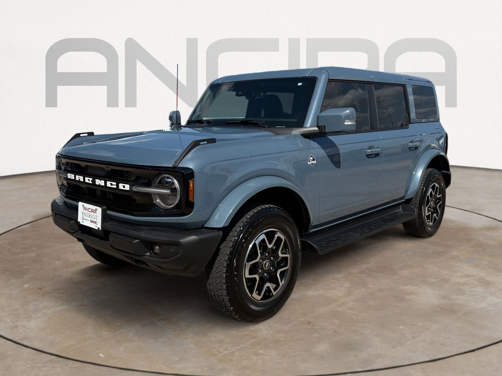 Used 2025 Ford Bronco Outer Banks AWD/4WD image 6