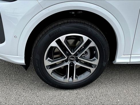 New 2026 Audi Q5 Premium Plus AWD/4WD image 13