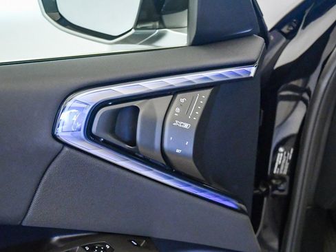 Used 2025 BMW X3 xDrive30i w/ Convenience Package image 24