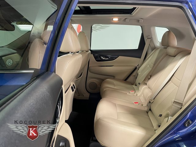 Used 2019 Nissan Rogue SL w/ Premium Package AWD/4WD image 22