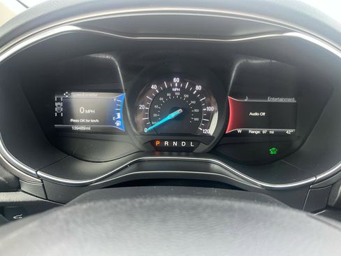 Used 2018 Ford Fusion SE w/ Equipment Group 602A image 15