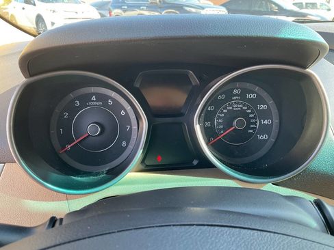 Used 2013 Hyundai Elantra GLS FWD image 14