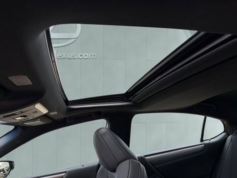 Certified 2022 Lexus ES 300h F Sport FWD image 22
