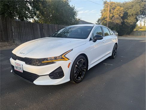 Used 2022 Kia K5 GT-Line FWD image 3