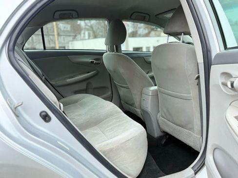 Used 2010 Toyota Corolla S image 14