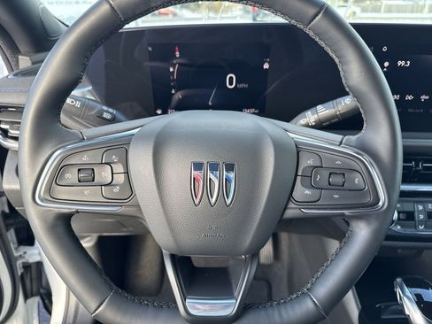 Certified 2024 Buick Envista Sport Touring w/ Convenience I Package image 31