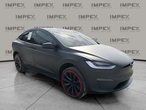 Used 2023 Tesla Model X Plaid image 7