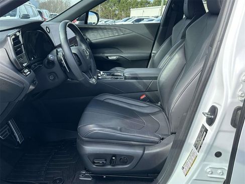 Used 2024 Lexus RX 350 AWD image 4