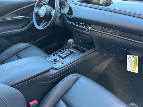 New 2026 MAZDA CX-30 AWD 2.5 S w/ Select Sport Pkg image 16