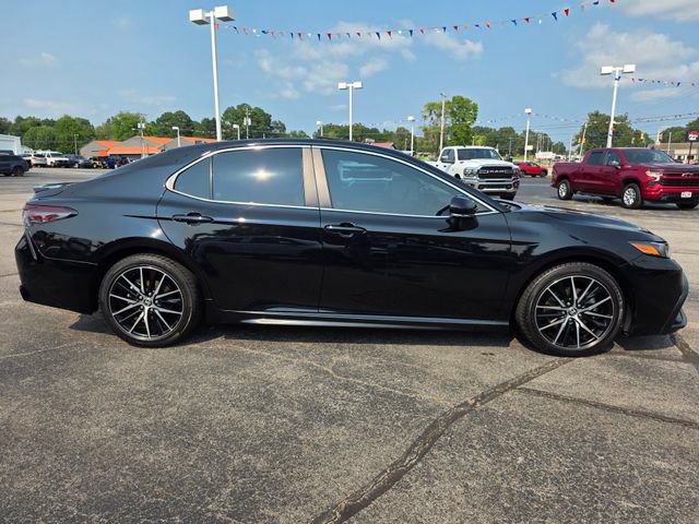 Used 2024 Toyota Camry SE w/ Audio Upgrade Package FWD image 15