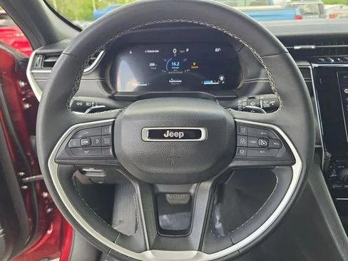 Certified 2023 Jeep Grand Cherokee L Laredo AWD/4WD image 24