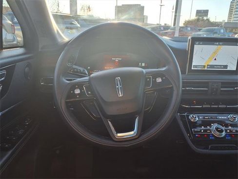 Used 2021 Lincoln Corsair Reserve image 12