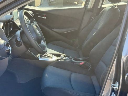 Used 2016 Scion iA FWD image 16