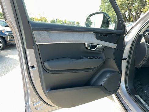 New 2026 Volvo XC90 B6 Ultra image 11