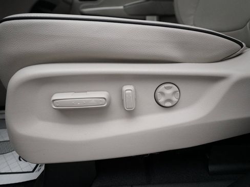 Certified 2025 Honda Odyssey Touring image 25