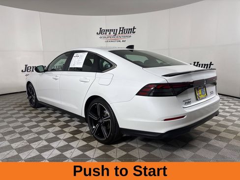 Used 2025 Honda Accord Sport image 7
