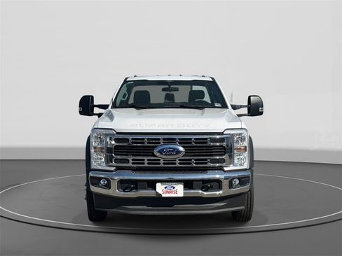 New 2024 Ford F450 XL w/ XL Chrome Package image 3