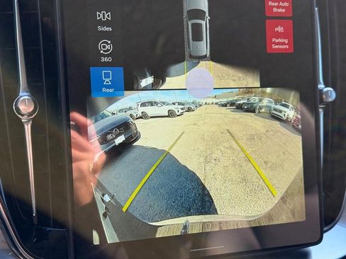 New 2026 Volvo XC90 B6 Ultra image 16