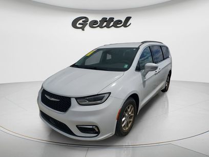 Used 2021 Chrysler Pacifica Touring