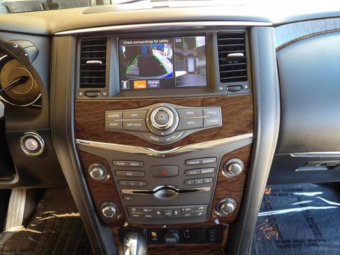 Used 2019 Nissan Armada SL w/ Premium Package image 25