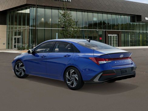 New 2026 Hyundai Elantra SEL Sport image 6