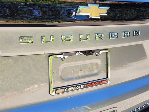 New 2025 Chevrolet Suburban Premier image 20