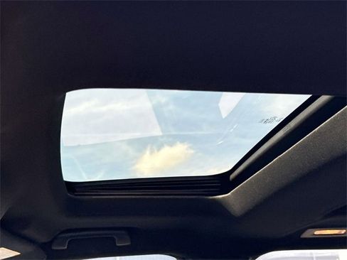 Used 2016 Ford Explorer Sport w/ Equipment Group 401A image 27