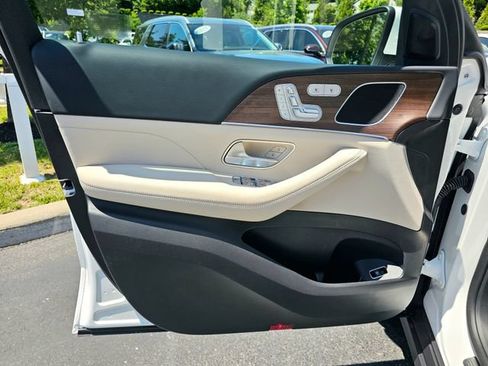 New 2026 Mercedes-Benz GLE 350 4MATIC image 19