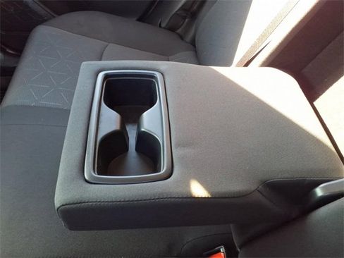 Used 2025 Toyota RAV4 XLE image 9