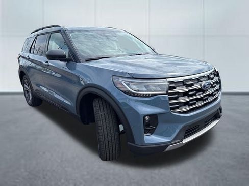 New 2026 Ford Explorer Active w/ Active Comfort Package AWD/4WD image 5