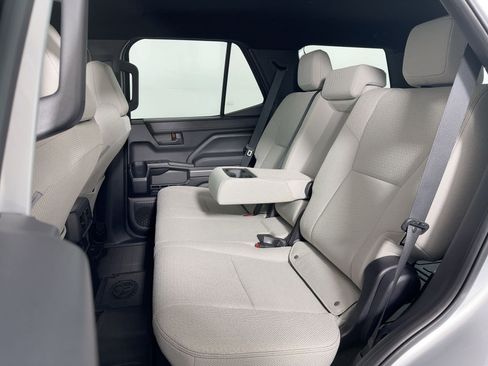 Used 2025 Toyota 4Runner SR5 image 12