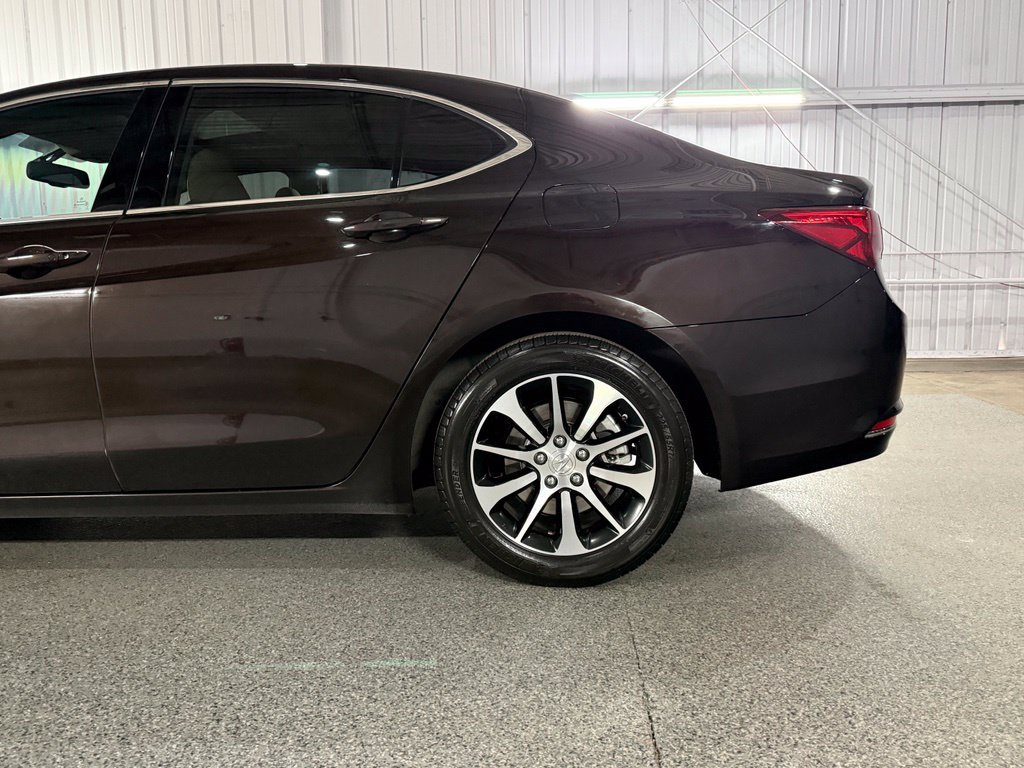 Used 2015 Acura TLX FWD image 12