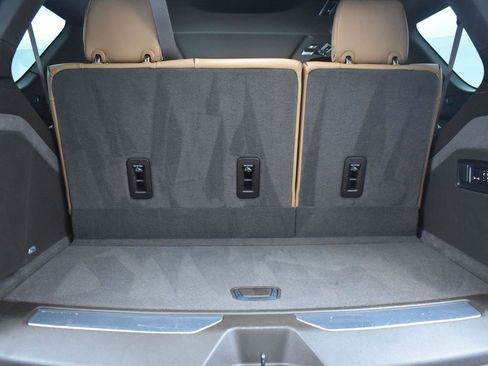 Used 2021 Cadillac Escalade Sport w/ Driver Assist Tech Package image 29