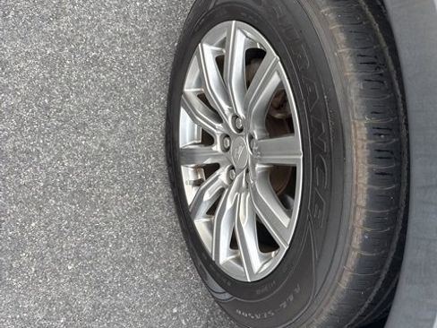 Used 2019 Cadillac XT4 Premium Luxury image 12