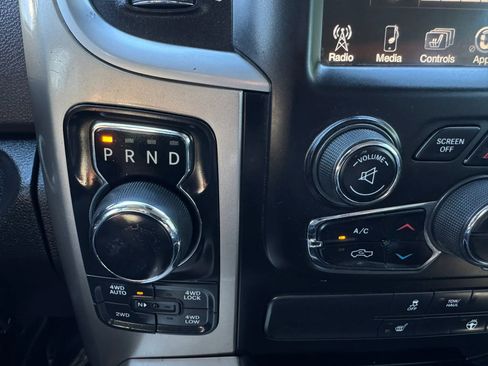 Used 2017 RAM 1500 Big Horn AWD/4WD image 19