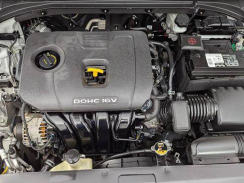 Used 2019 Hyundai Veloster 2.0 Premium FWD image 28