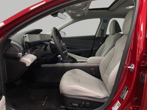 New 2026 Hyundai Elantra Limited image 30