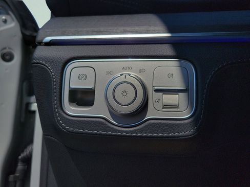New 2026 Mercedes-Benz GLS 580 4MATIC image 19
