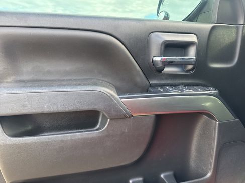 Used 2018 Chevrolet Silverado 1500 LT w/ LT Eassist Package image 24